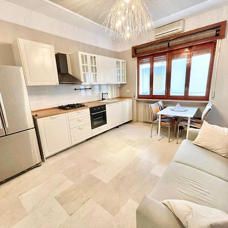 Regina Elena Apartments Pescara Dış mekan fotoğraf